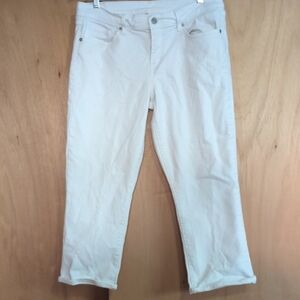 Women's Levi's White Crop Jean